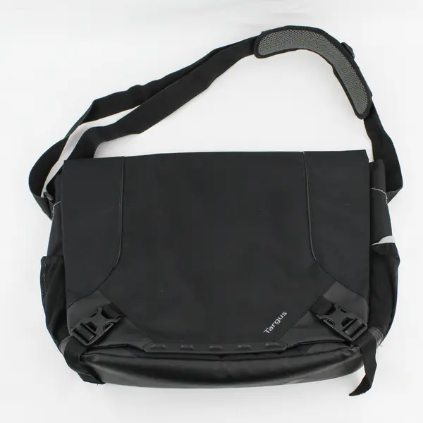 Targus Laptop Case Bag Shoulder Strap Padded Bag - 17"Wx12"H