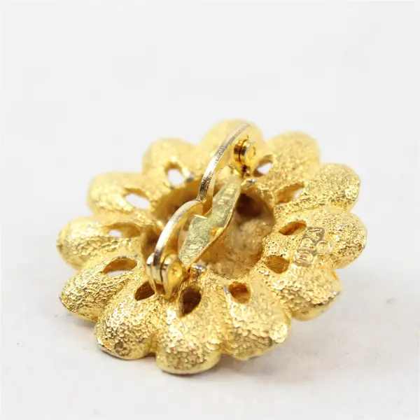 DFA Vintage Gold-Tone Metal Flower Scarf Clip 1.25"