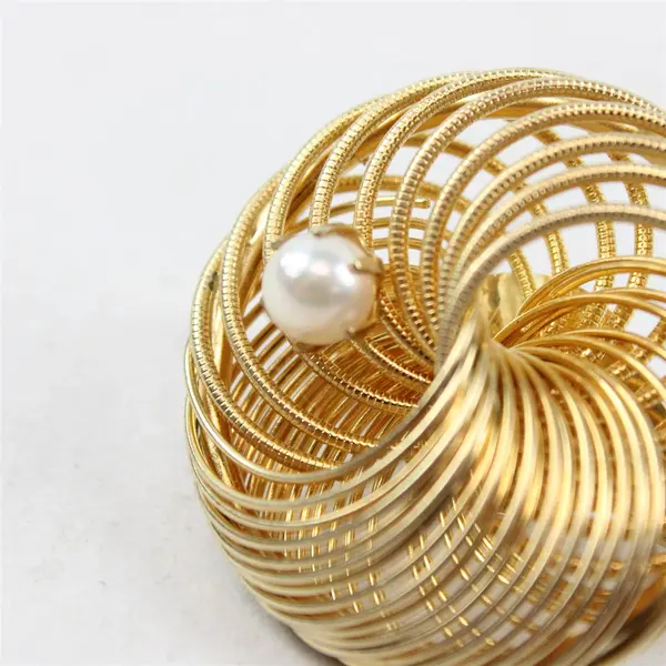Vintage Gold-Tone Metal Faux Pearl Detail Scarf Clip 1.5"