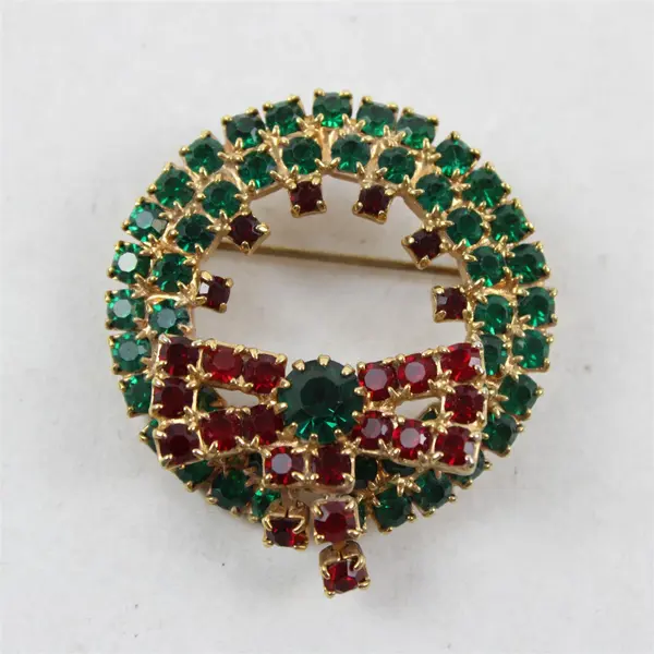 Vintage Rhinestone Christmas Wreath Gold-Tone Brooch 1.5"