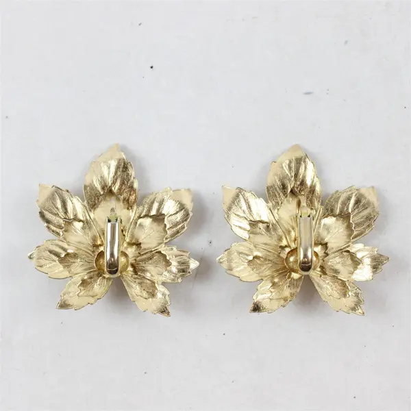 Vintage Gold-Tone Metal Floral Leaf Clip-On Earrings