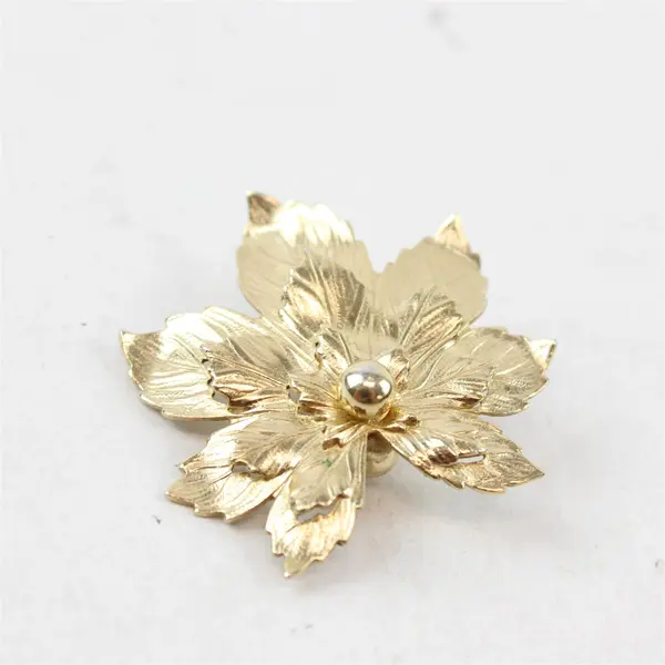 Vintage Gold-Tone Metal Floral Leaf Clip-On Earrings