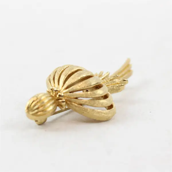 Vintage Monet Gold-Tone Metal Floral Brooch 2.75"