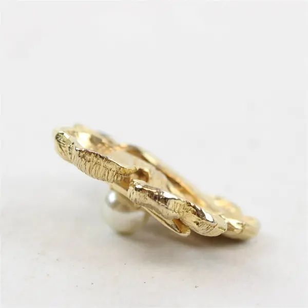 Vintage Judy Lee Gold-Tone Four Leaf Clover Pendant Faux Pearl
