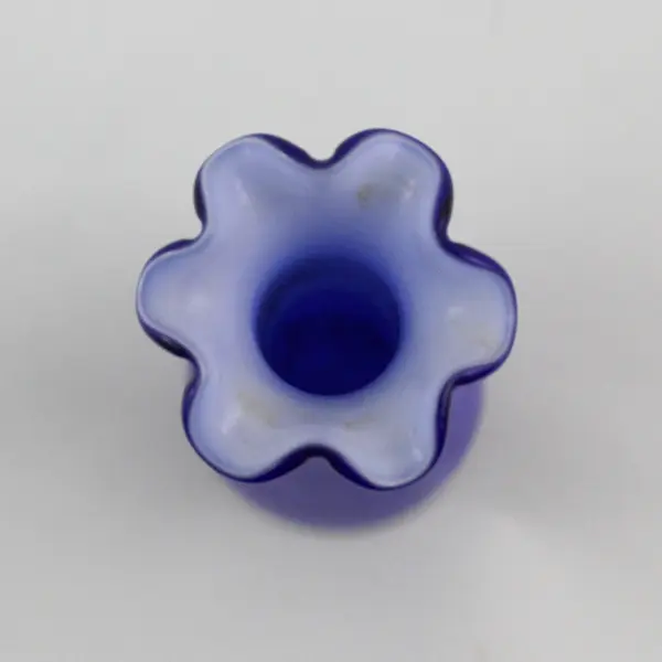 Handblown Cobalt Blue Bud Vase Ruffled Rim 7.25in Art Glass