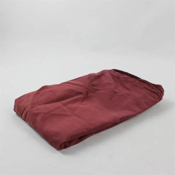 Lot Of 2 Unbranded Matching Solid Red Standard Size Bed Pillowcases 21" x 30"