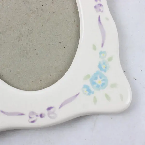 Vintage 1980s Terragrafics Floral Painted Ceramic Standing Photo Frame 3.5" x 5"