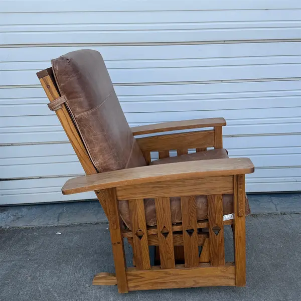 Amish Handcrafted Mission Glider Chair and Ottoman - Freight / Local Pickup