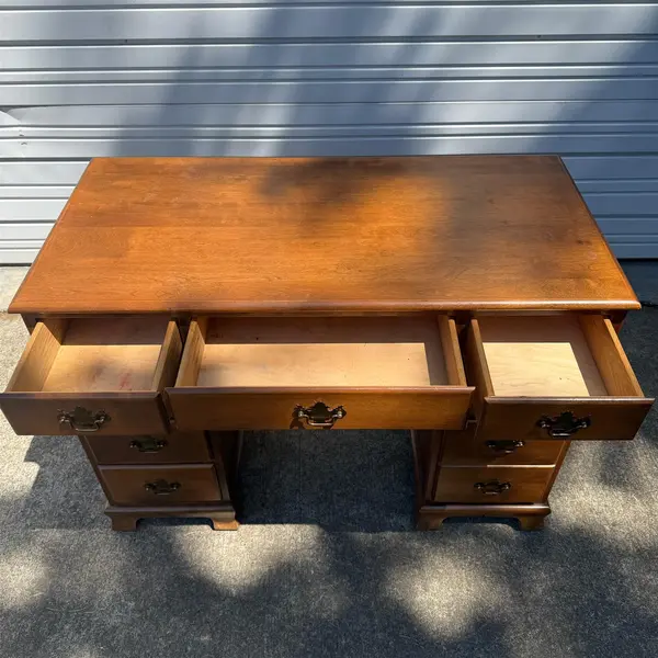 Baumritter Vintage Wood Maple Writing Desk Pre-Ethan Allen -Freight/Local Pickup