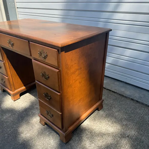 Baumritter Vintage Wood Maple Writing Desk Pre-Ethan Allen -Freight/Local Pickup