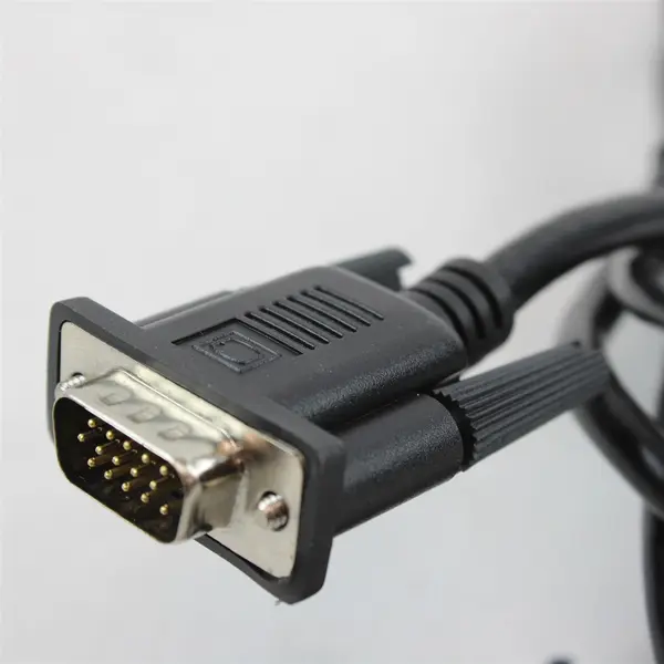 Black VGA Cable 5ft Male-to-Male Monitor Video Cable - Used