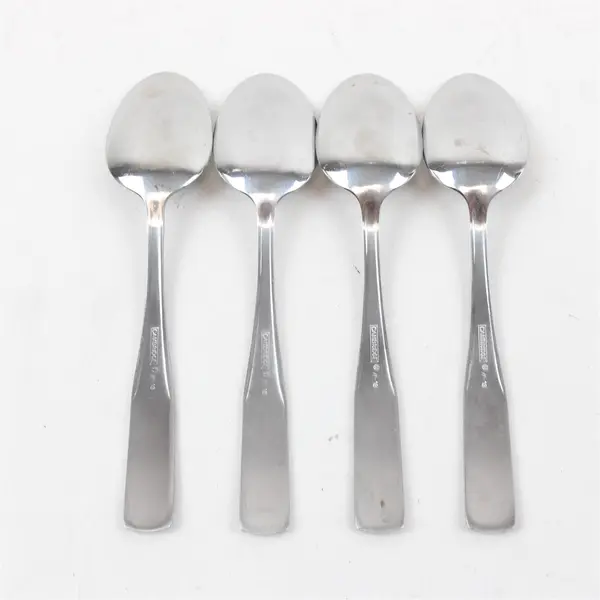 Lot of 4 Cambridge Silver Madison Pattern Stainless Steel Teaspoons 6" L 4" HDL