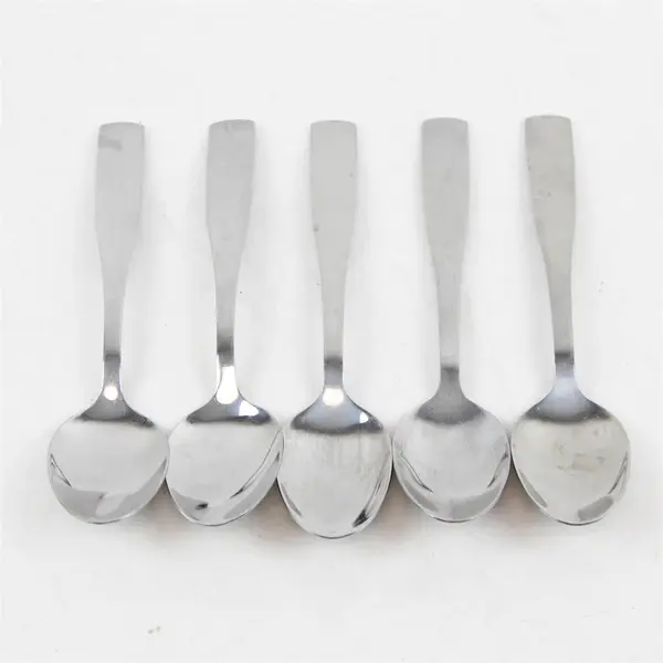 Lot of 5 Cambridge Silver Madison Pattern Stainless Steel Teaspoons 6" L 4" HDL