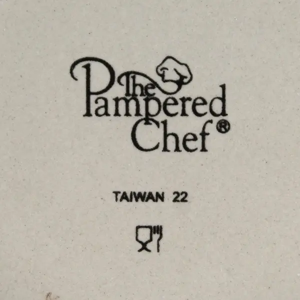 Pampered Chef White Small Round Universal Porcelain Dish Cooking/Kitchen 4"