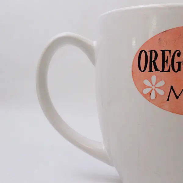 Oregon State Mom Coffee Mug White Ceramic OSU Fan Tea Cup Used