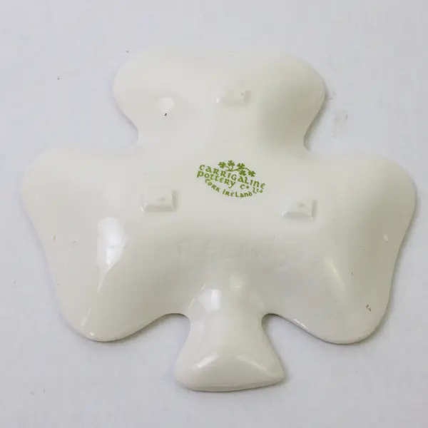 Vintage Carrigaline Pottery Co. White Clover Trinket Box Gold Trim