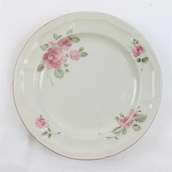 Lot of 6 Gibson Designs Roseland Floral Ceramic Salad Plates 7.75"