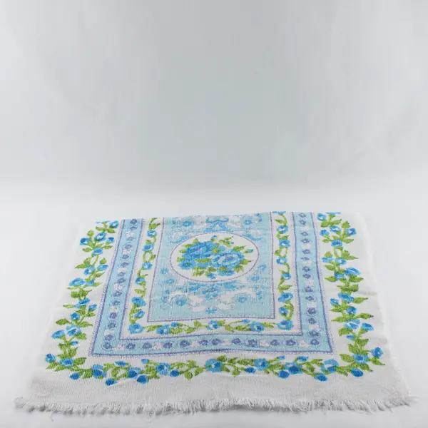 Lot Of 2 Vintage Royal Terry Blue/Yellow Floral On White Bath Towels 25" x 40"