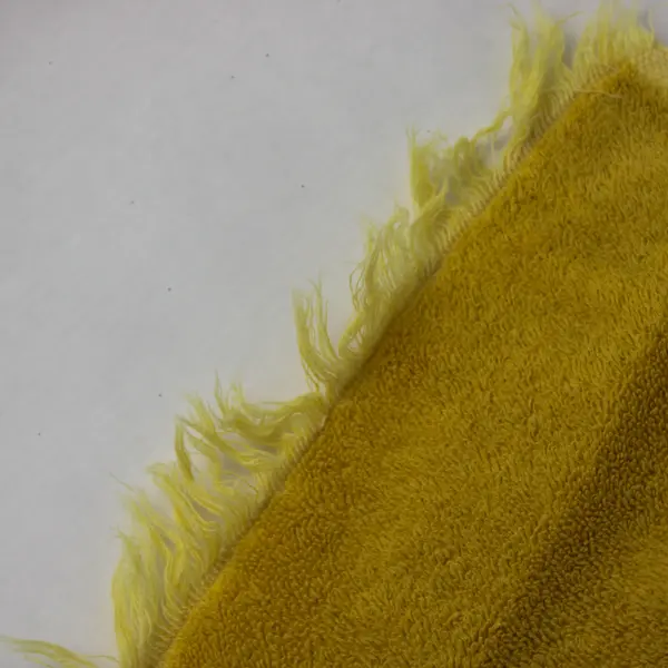 Vintage Cannon Royal Family Solid Yellow Floral Bath Towel 100% Cotton 24" x 38"