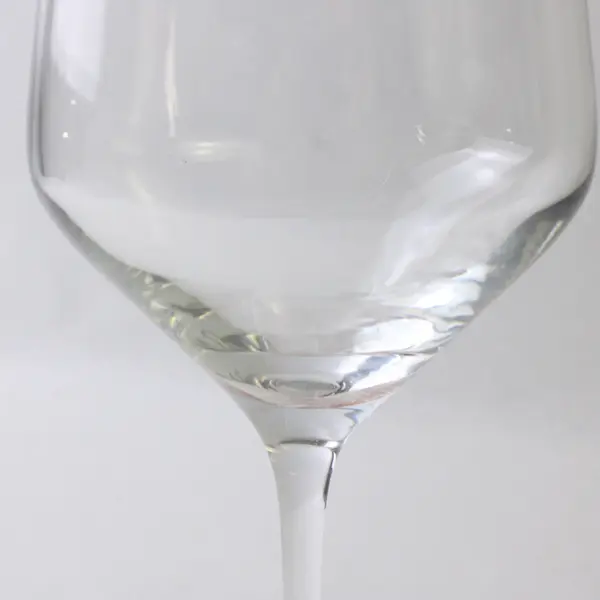Lot Of 3 Unbranded/Unmarked Matching Clear Glass White Wine Glasses 9.5" Tall