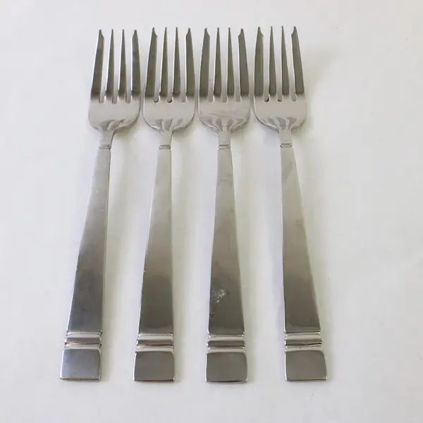 Four 18/8 Stainless Pfaltzgraff Pastry Forks in the Pattern Passage