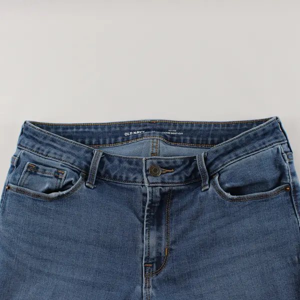 Old Navy Women's 10 Med Wash Mid-Rise Kicker Boot-Cut Stretch Denim Jeans