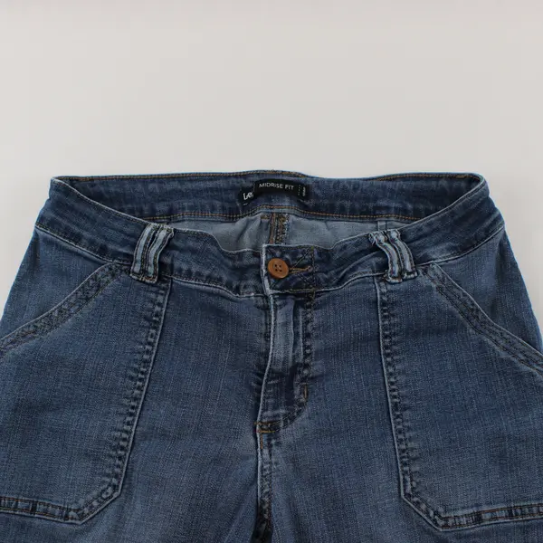 Lee Women's 10 Medium Wash Mid-Rise Cropped Denim Jeans 