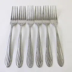 Six Pfaltzgraff Dinner Forks in the Pattern PFF38