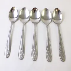 Five Pfaltzgraff Teaspoons in the Pattern PFF38