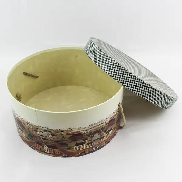  Once Upon A Rose The Raymond Waites Collection Hat Box