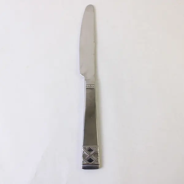 Three Avalene Dinner Knives by Mikasa