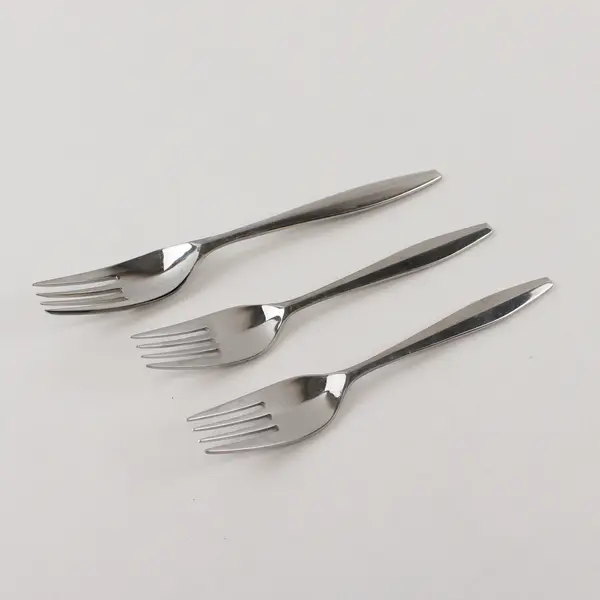 Three 18/8 Stainless Supreme Cutlery Forks Triangle Pattern: 2 Salad 1 Dinner