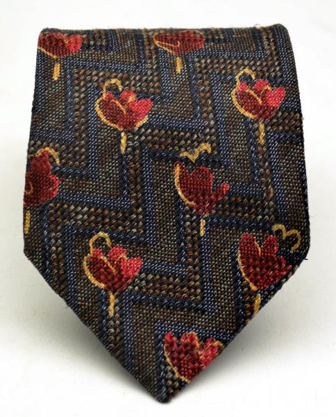 ERMENEGILDO ZEGNA Floral Silk Blend Neck Tie, Made in Italy.
