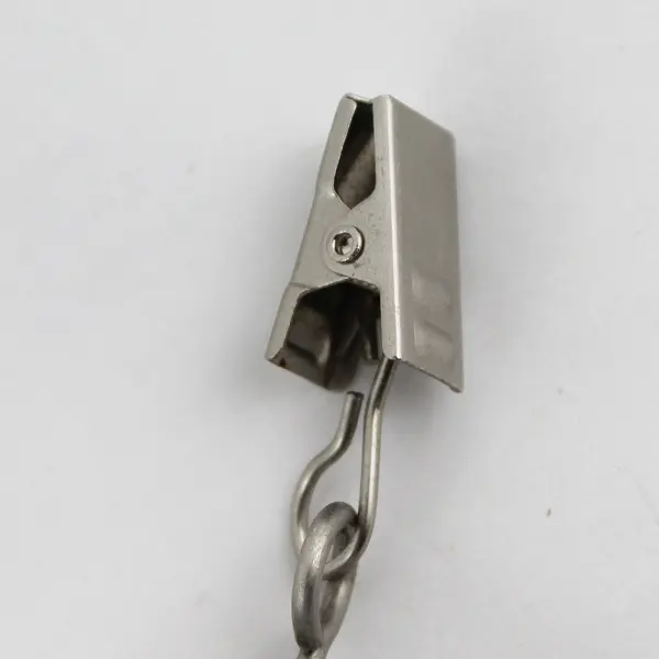 Set of 10 Metal Curtain Rings With Clips 