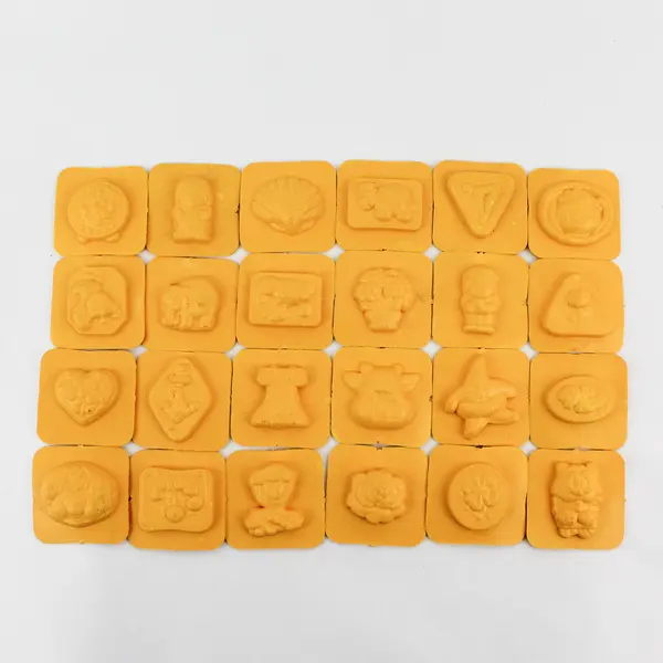 Set of 24 Vintage Silicone Molds 2.5"