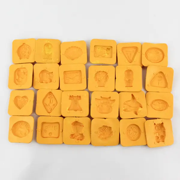 Set of 24 Vintage Silicone Molds 2.5"