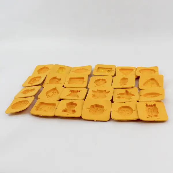 Set of 24 Vintage Silicone Molds 2.5"
