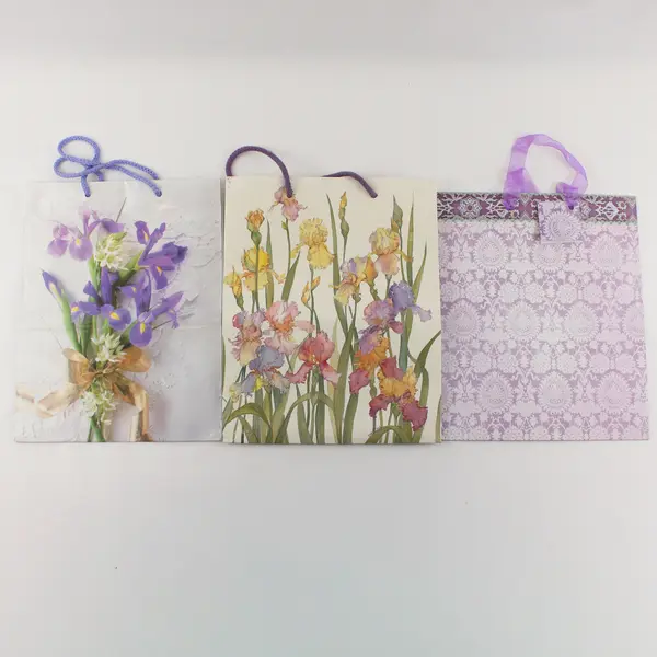 Lot of 14 Floral and Miscellaneous Gift Bags Varied Sizes