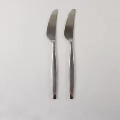 Two Stainless Dinner Knives by Lauffer in the Pattern Vantage