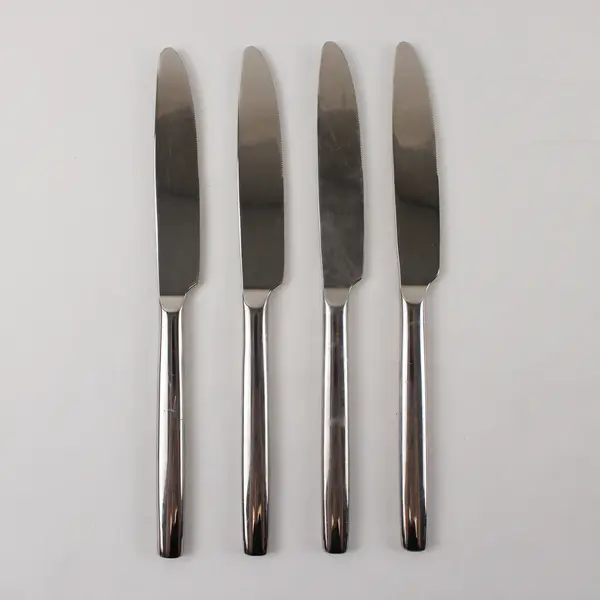 Four WMF Dinner Knives in the Pattern Line