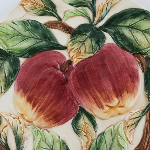 8.25 Inch Apple Pattern Plate