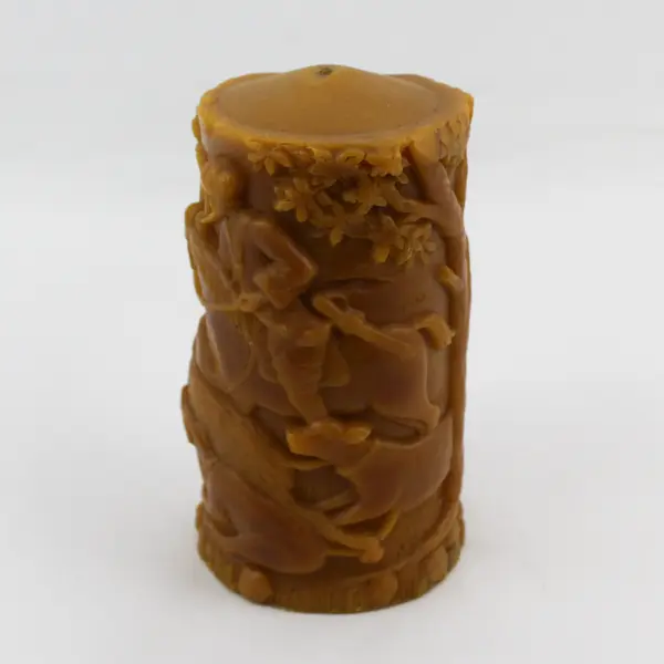 Embossed Hunting Scene Horseman Dogs Beeswax Candle 7.5in