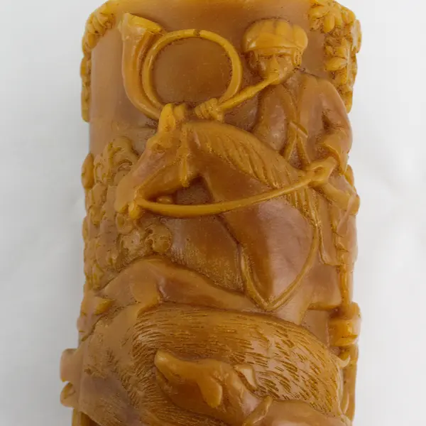 Embossed Hunting Scene Horseman Dogs Beeswax Candle 7.5in