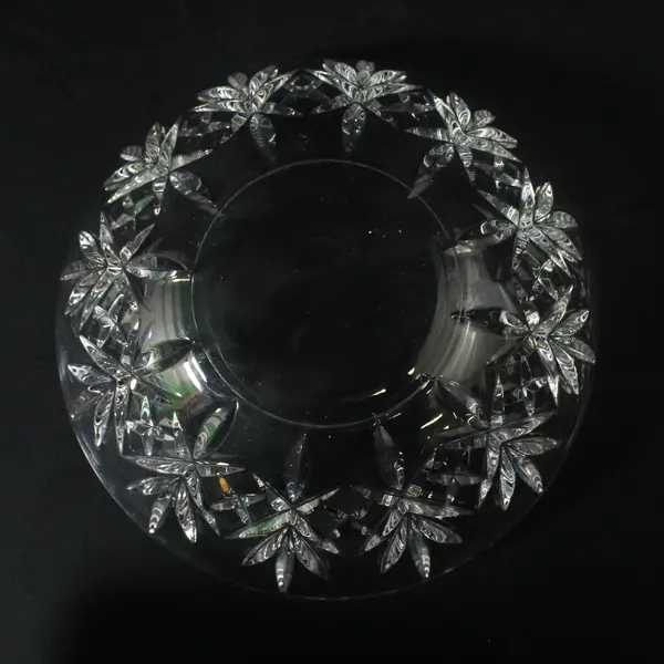 Round Fan Crisscross Clear Lead Crystal Bowl 9"
