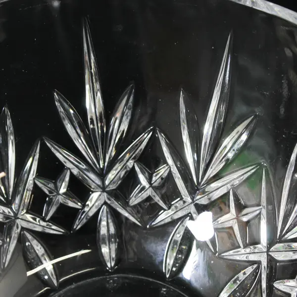 Round Fan Crisscross Clear Lead Crystal Bowl 9"
