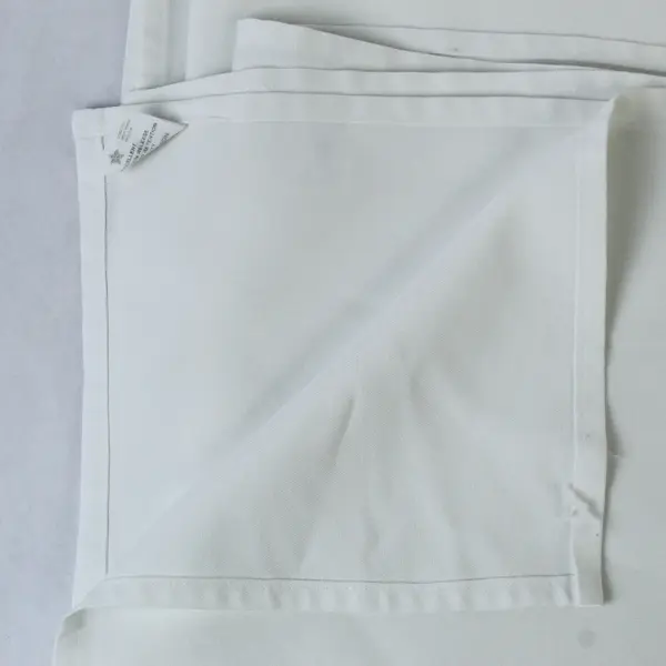 Visa By Milliken Tablecloth White Rectangle 87 x 176 Dacron Polyester Wedding