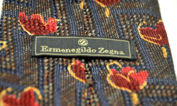 ERMENEGILDO ZEGNA Floral Silk Blend Neck Tie, Made in Italy.