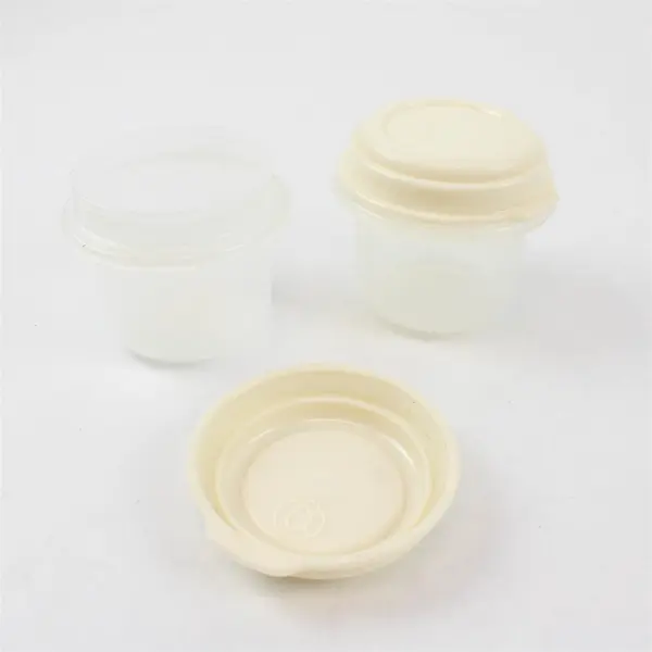 Rubbermaid Servin' Saver Cylinder Set 2 Pack 4 Oz Food Storage Containers