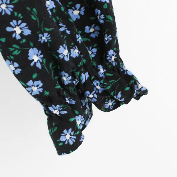 LOFT Blue Floral Pattern Ruffled Black Balloon Sleeve Blouse Women's Medium