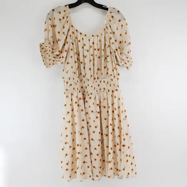 Sienna Sky Ivory Daisy Floral Puff Sleeve Knee-Length Dress Large
